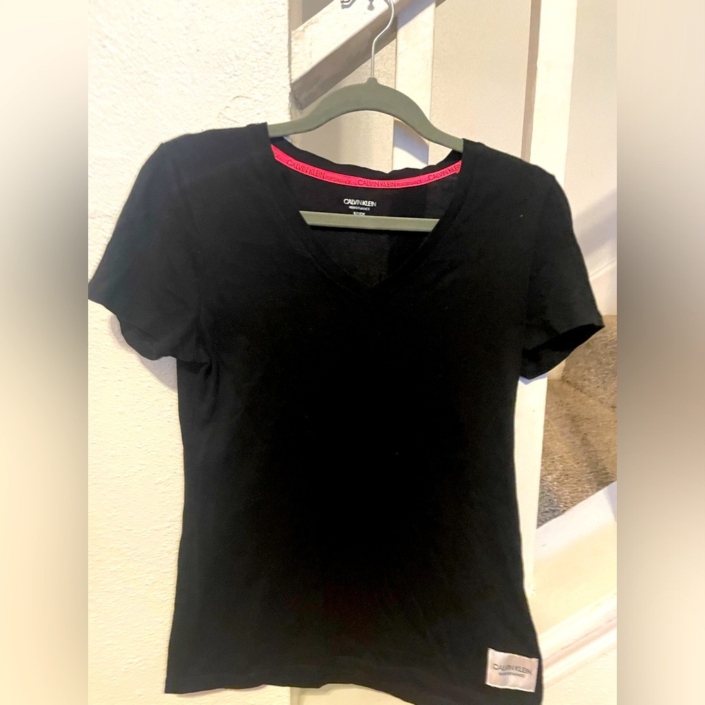 Calvin Klein black t shirt size S
